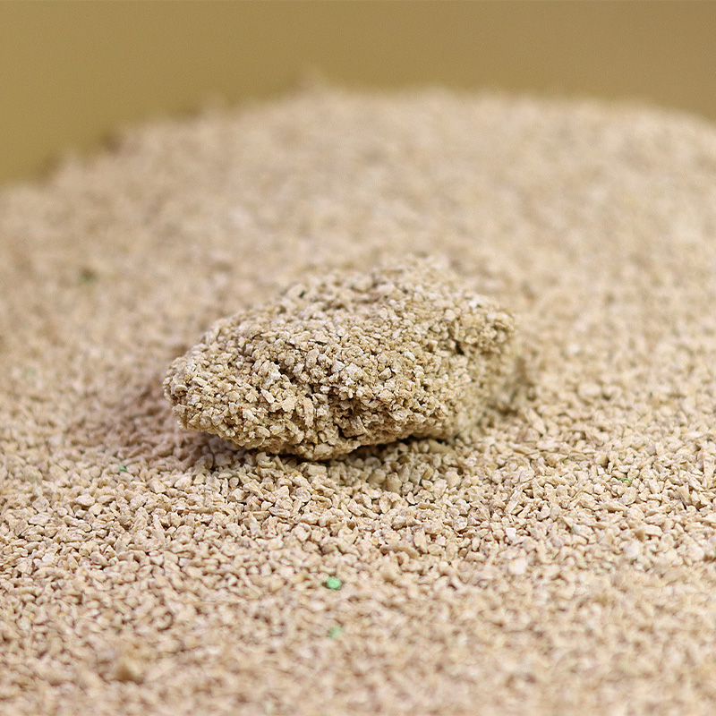 Oat cat litter